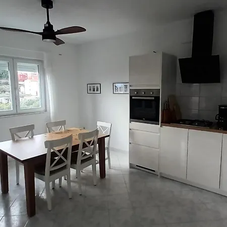 Mary Of Mira - Free Parking - 2bd - Self Check In * Split