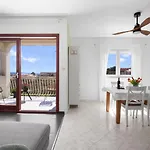 Mary Of Mira - Free Parking - 2bd - Self Check In Apartman
