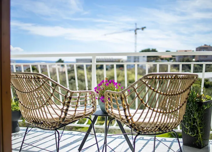 Mary Of Mira - Free Parking - 2bd - Self Check In * Split